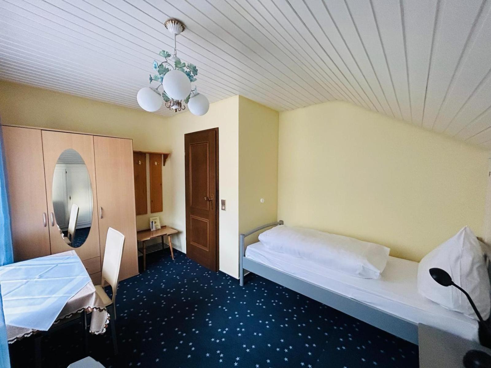 Gaestehaus Herzog Uhldingen-Muehlhofen Room photo